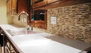 نصاب کاشی بین کابینتی