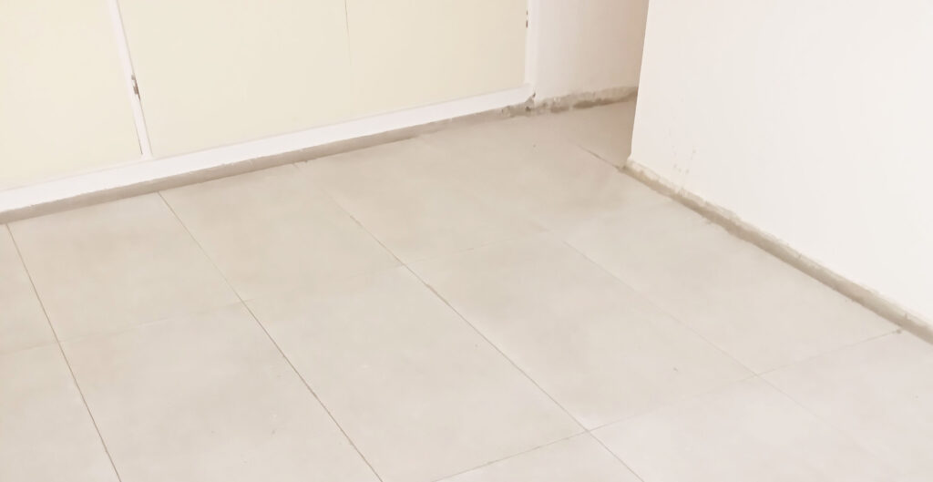 اجرای کاشی و سرامیک